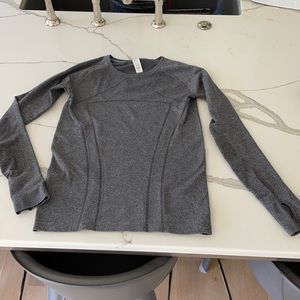 Ivviva long sleeve T.  Gray.